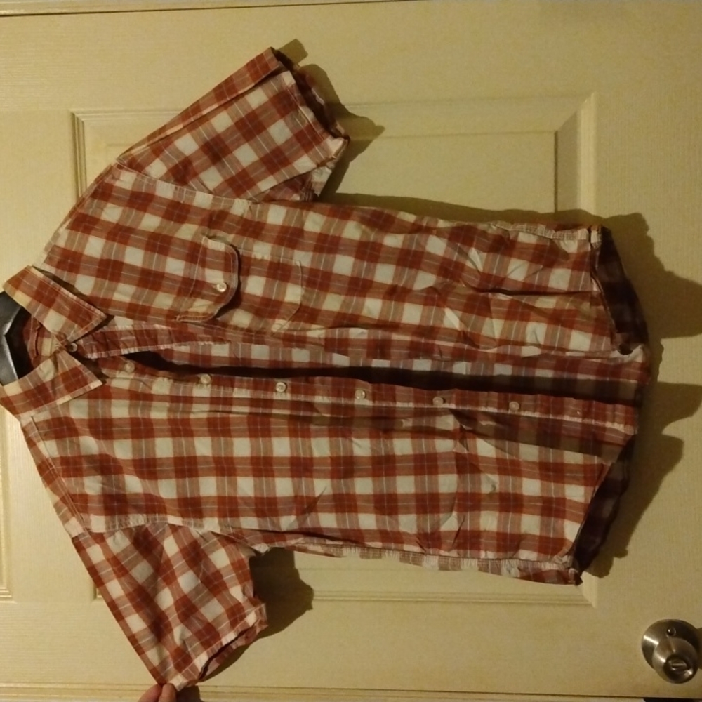 Men's casual dress shirt